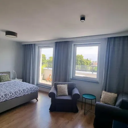 Uroczy W Samym Centrum Gdanska , Bezplatne Miejsce Parkingowe. * Γκντανσκ