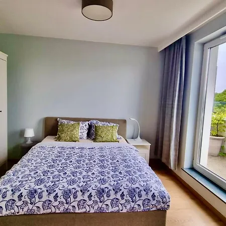 Uroczy W Samym Centrum Gdanska , Bezplatne Miejsce Parkingowe. * Gdańsk